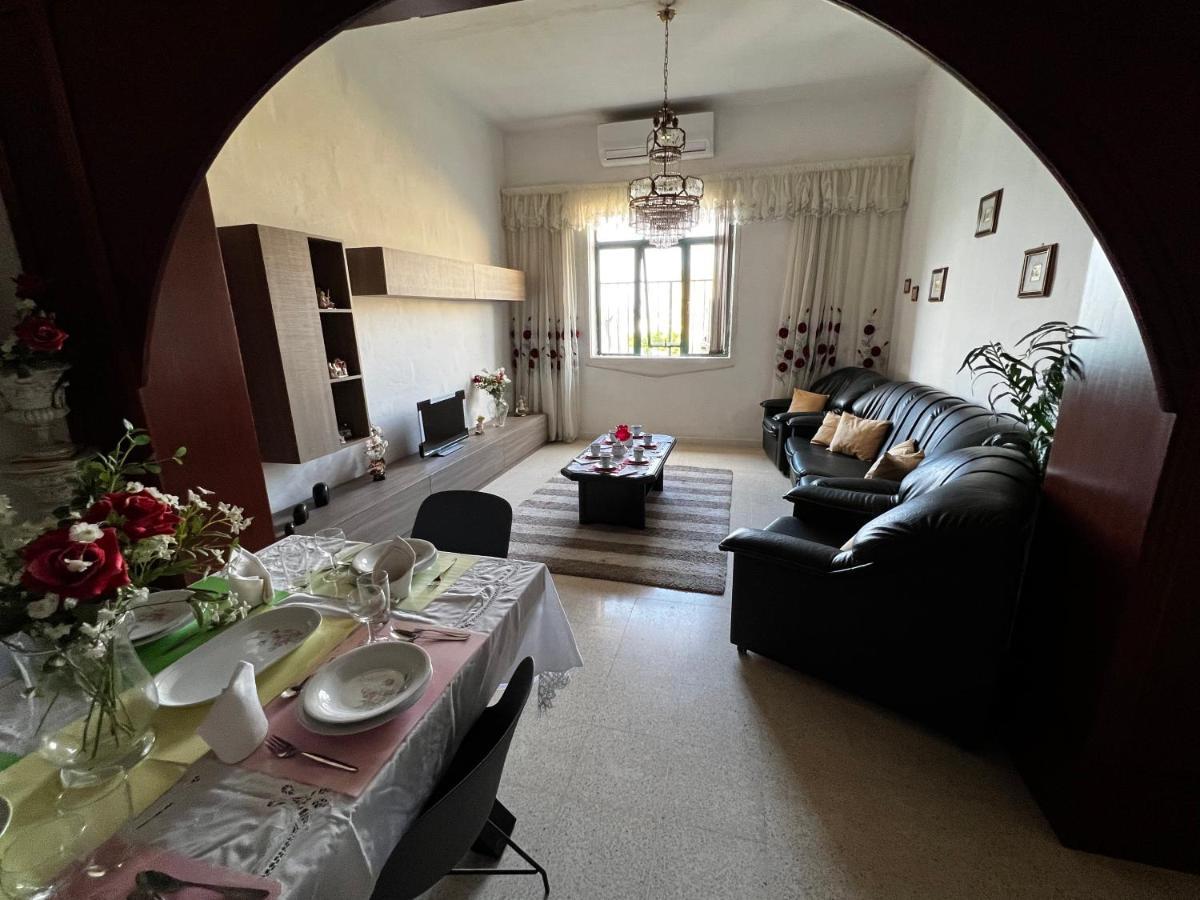 Superb 3 Bedroom Apartment In Valletta Exterior photo